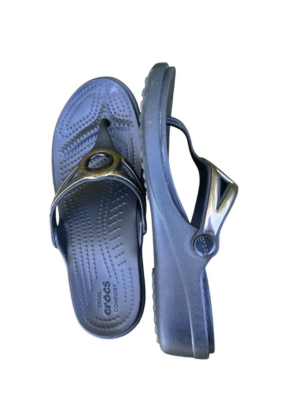CROCS Sanrah Women’s Dual Comfort Black Wedge Sandals Sz 6